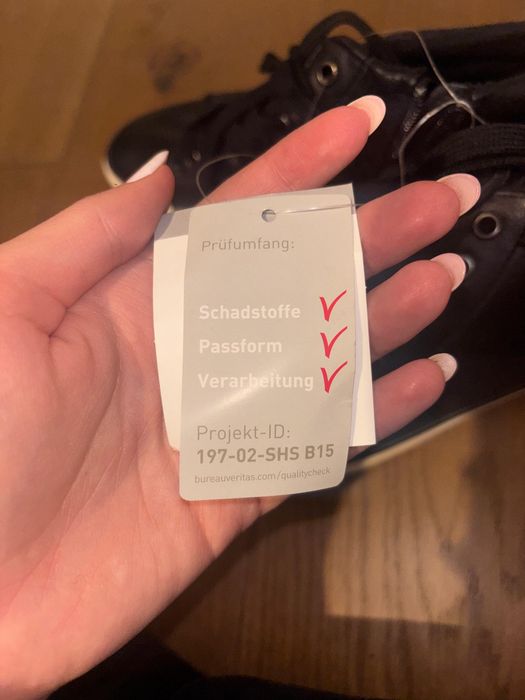 Adidași pentru femei