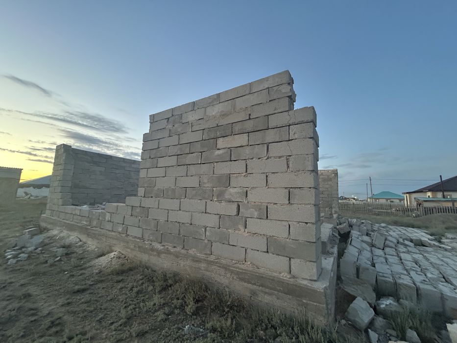 Продам недостроенный дом