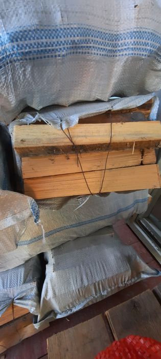 Дрова сухие  в мешках  2000