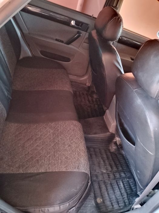 Lacetti avtomobil