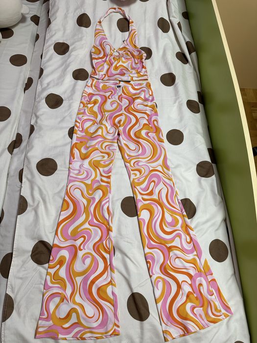 Уникален колплект от две части