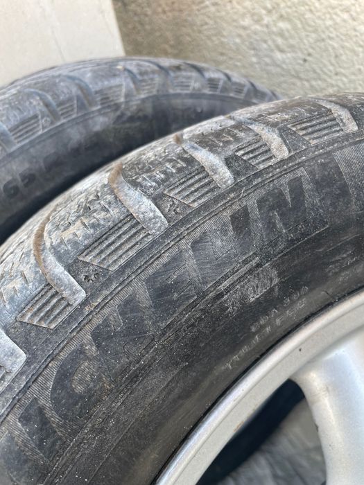 Jenti opel 15 + 2 cauciucuri michelin in stare buna