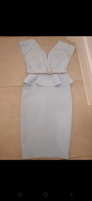 Rochie albastra, eleganta