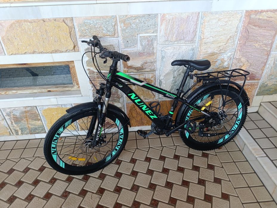 Velosiped 24 srochna sotiladi 800.000 kelishtirib beramiz holati zor.