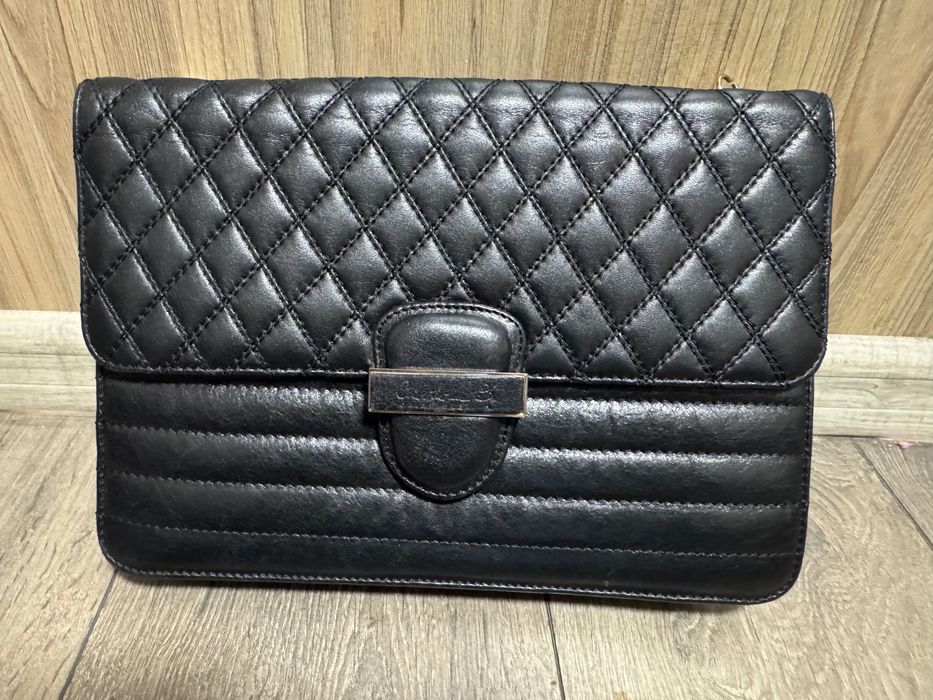 Отлична Carlo Colucci!!!