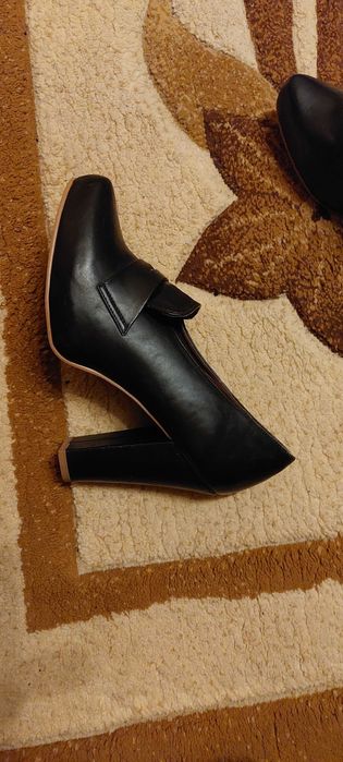 Нови обувки- не носени