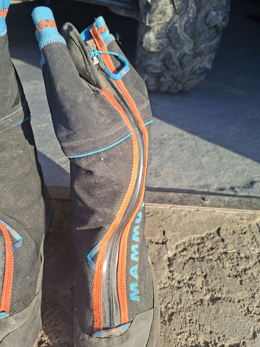Mammut Nordwand 2.1 High, размер 43 1/2
носени два пъти в Алпите само
