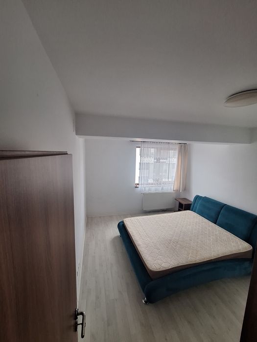 COMISION 0 proprietar . Inchiriez  apartament cu 2 camere cu parcare Valea Oltului