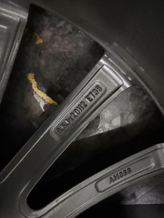 Mercedes AMG 20” Original Джанти с Nexen 4 Season Гуми