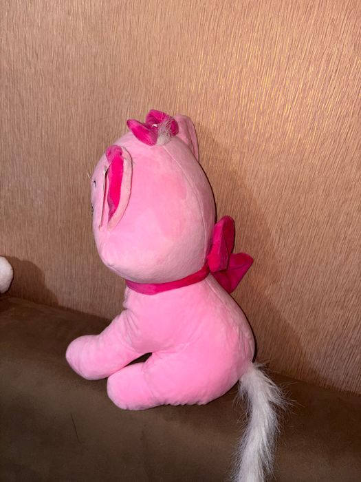 Нова играчка с етикет