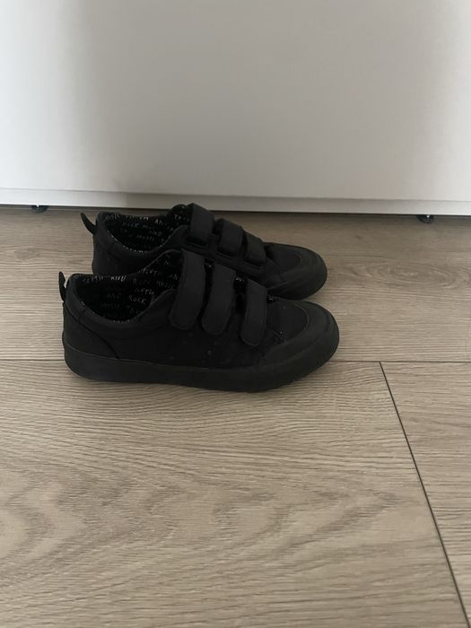 Adidasi cu scai  baieti 30-31