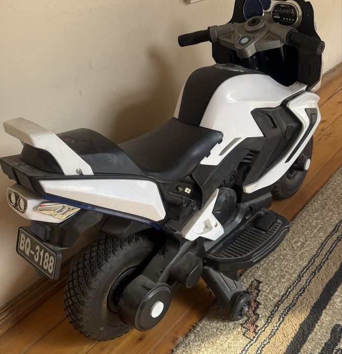 Мотоцикл сотилади