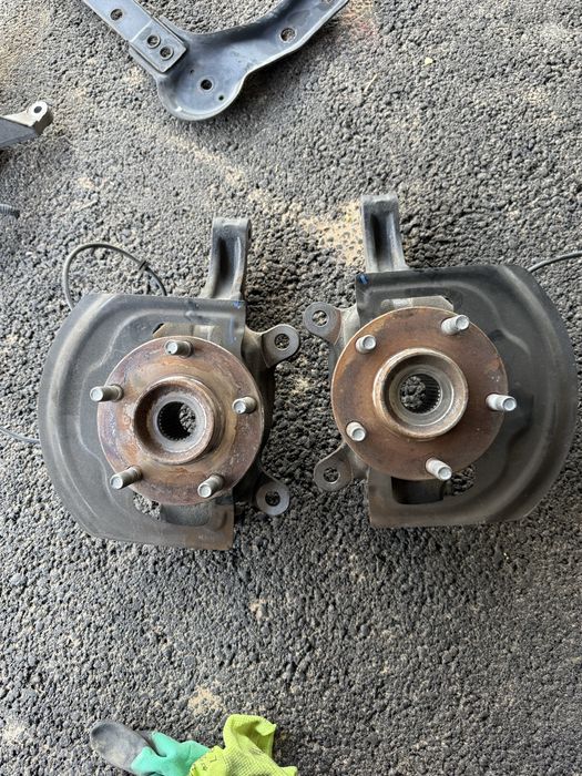 Nissan Qashqai J10 / Xtrail T31 Цапфа в сборе, ступица, подшибник ориг