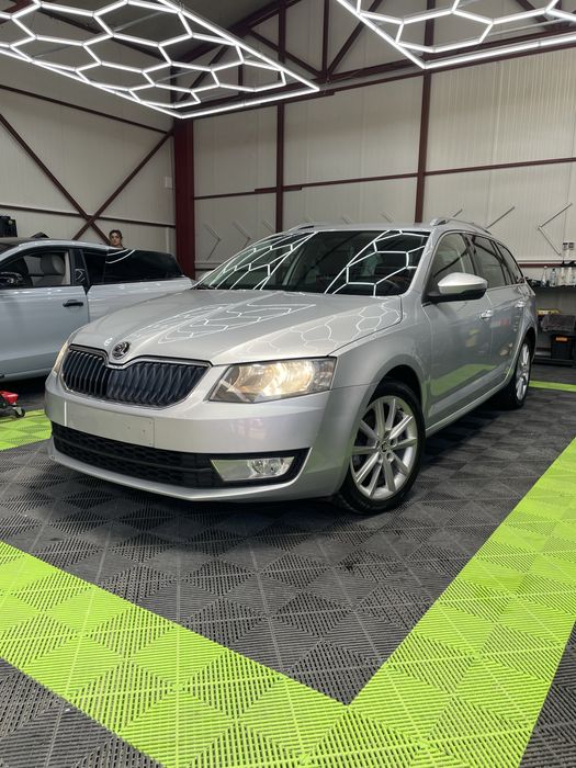 SKODA Octavia 2015