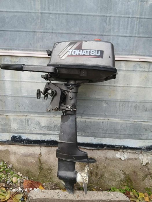 Бензинов мотор за лодка-Tohatsu