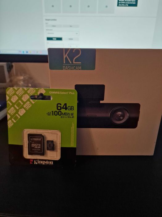 Camera auto de bord Hikvision K2 1080p/30fps plus card 64GB