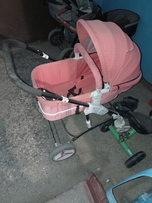 Детская коляска продается