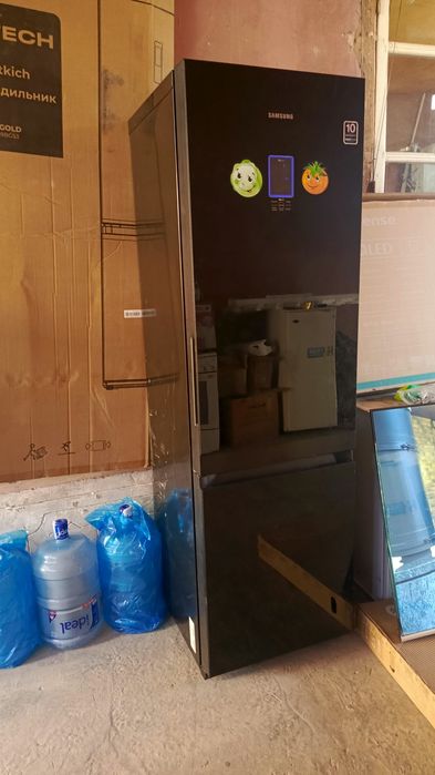 Холадиник сотилади робоче ичлари Тоза ишга таййор доставка бор