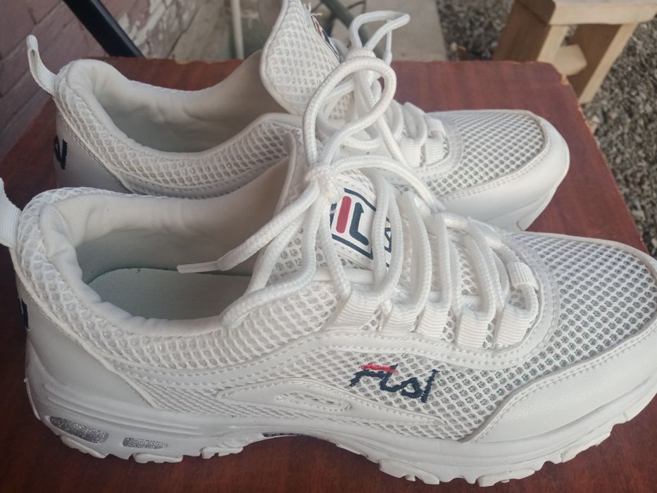 Кроссовки Fila 39р обувь