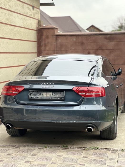 Audi a5 в хорошом состояний срочно