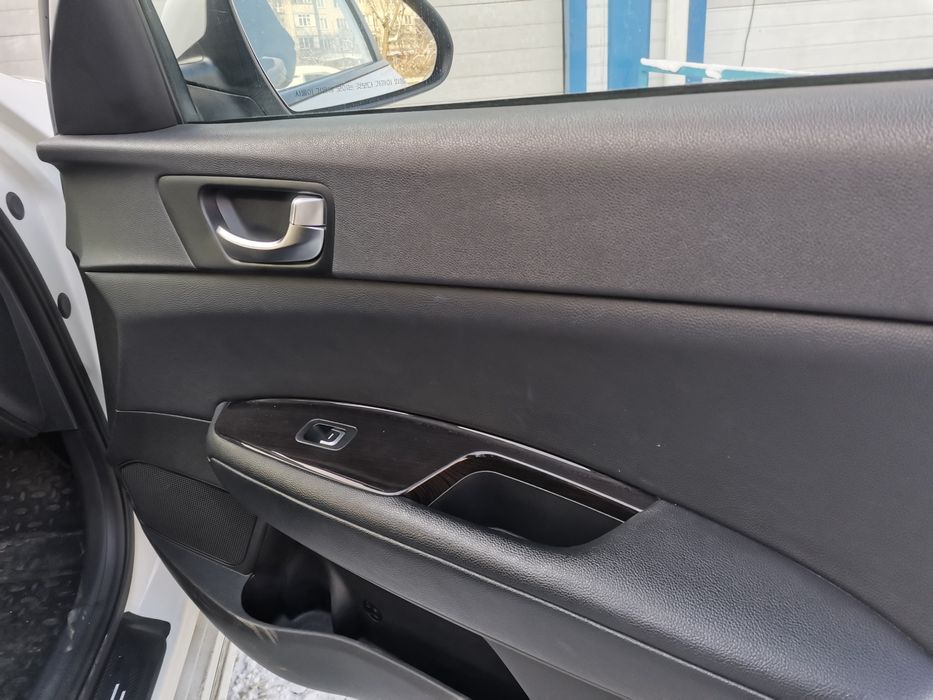 Киа к5 2015г бензин