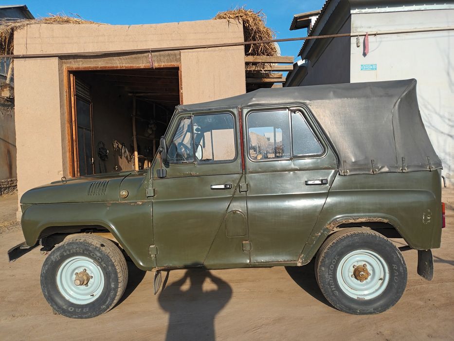 Uaz sotiladi holati yaxshi