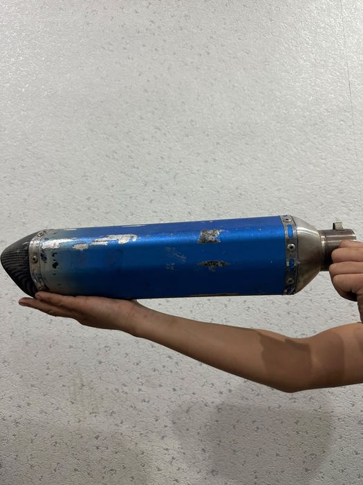 Продам акраповичь за 8000 тысяч. Продам выхлопн