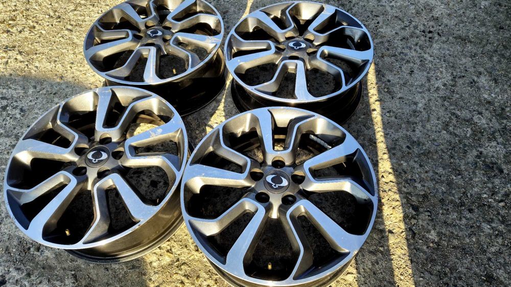 Джанти Ssangyong tivoli