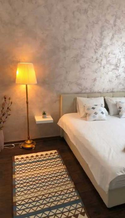 Дава се под наем Тристаен апартамент в Пловдив, Коматево - 90 кв.м за 336.6 € - Снимка #1