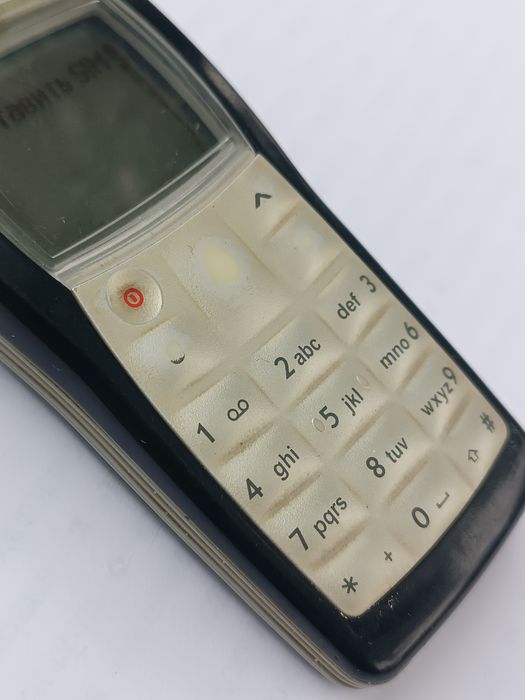 НОКИЯ 1100 Сотовый телефон
