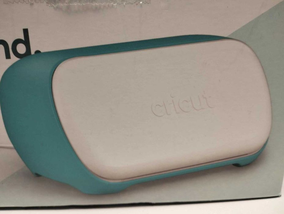 Режещ плотер Cricut Joy Нов с аксесоари