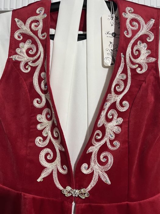 Платье на узату.