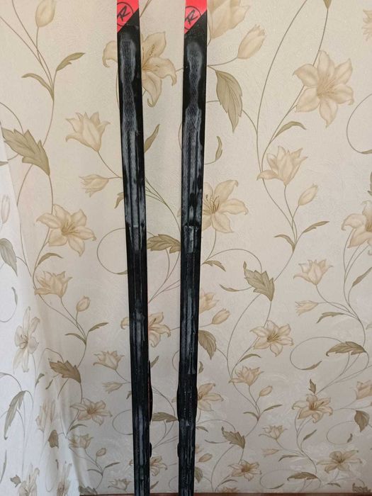 лыжи гоночные Rossignol