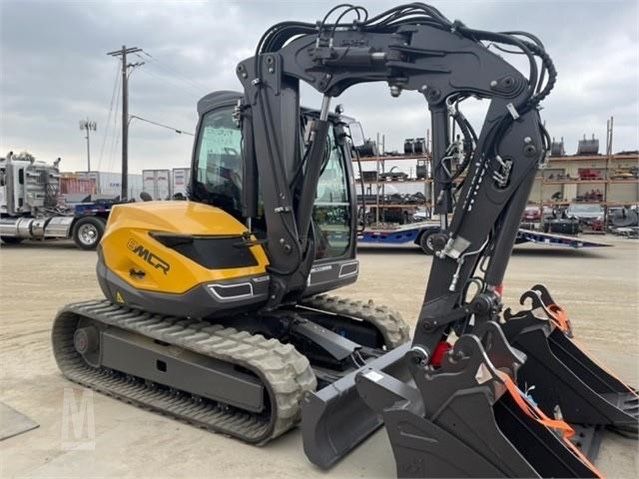 Почистване на имоти с верижен багер