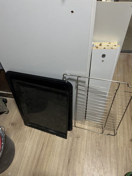 Тави за фурна