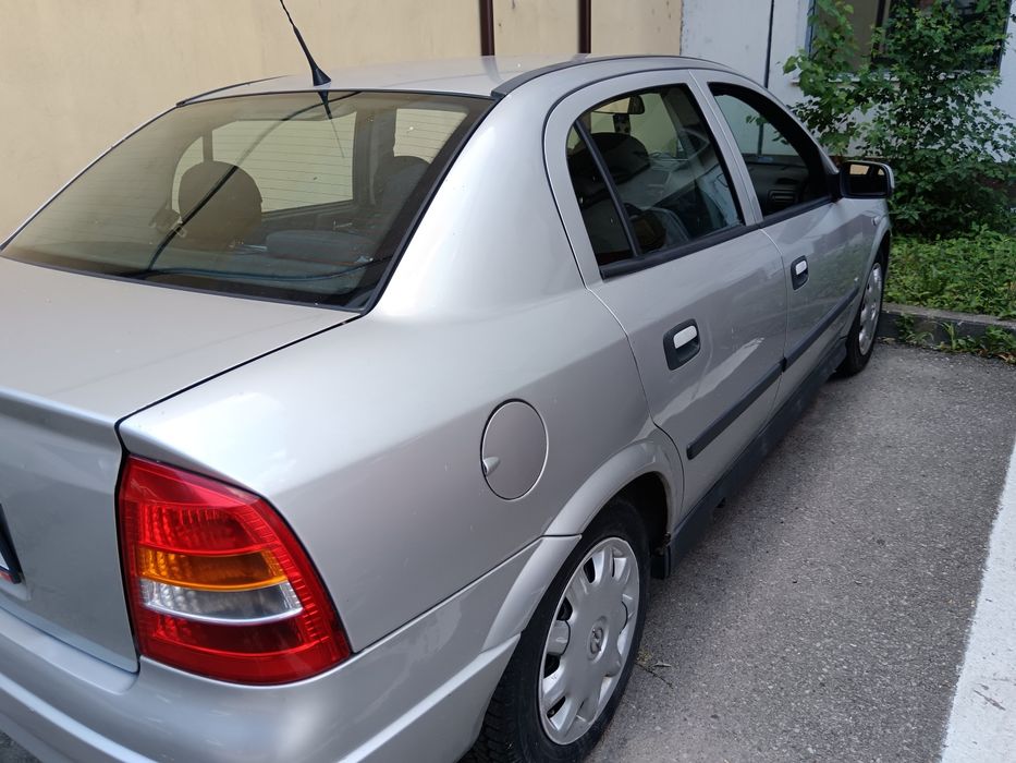 Bine Opel astra 2007