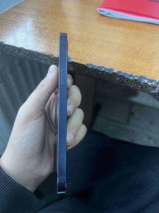 Iphone 12 utilizat