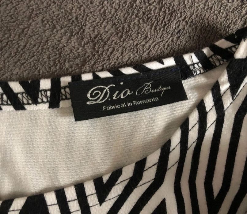 rochie eleganta cu maneci 3sferturi marimea S/M