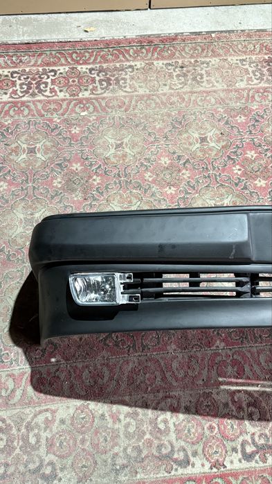 Бампер w124 передний