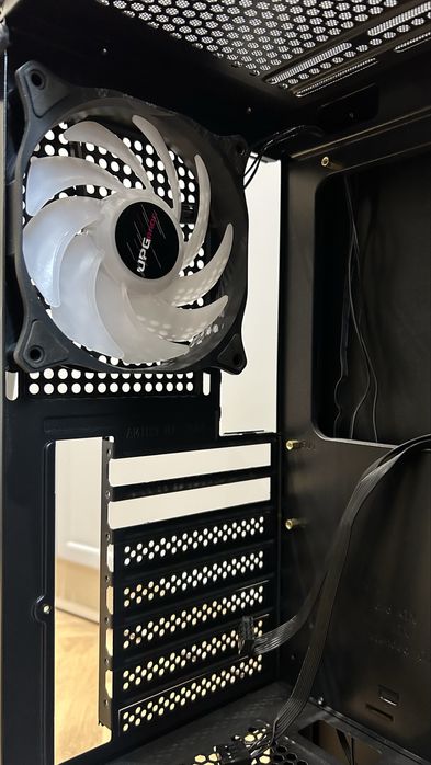 Кейс для ПК UPG Frost