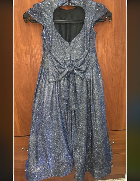 Продам платье нарядное