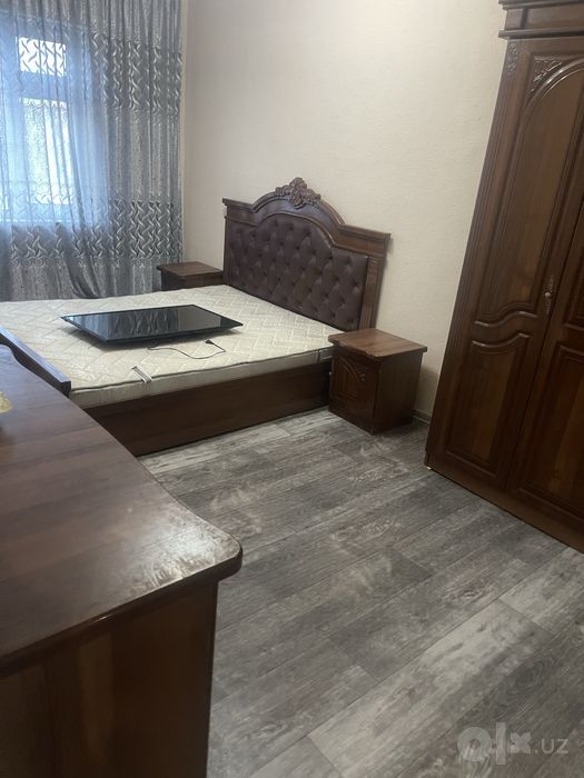 Sharq 1 da 3 xonali  kvartira ijaraga beriladi
