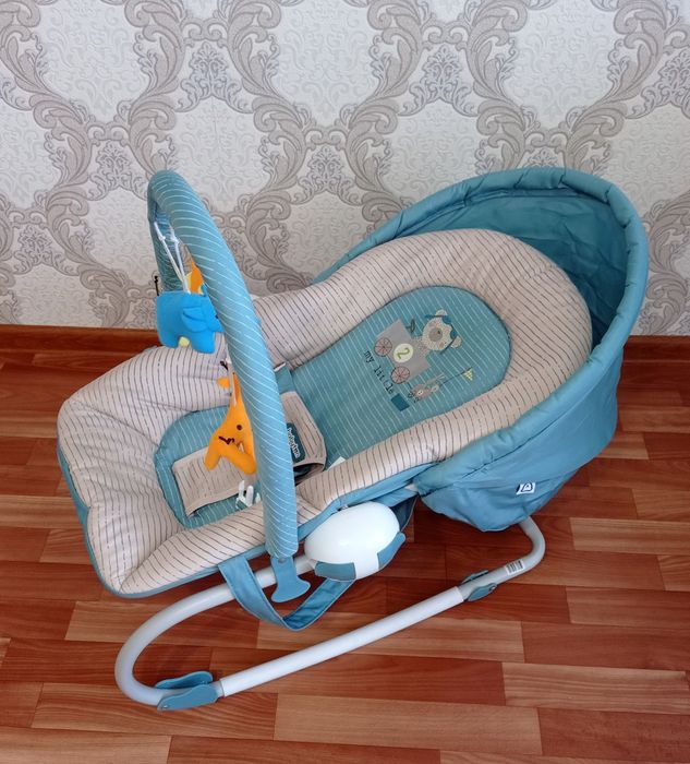 Продам детский Шезлонг