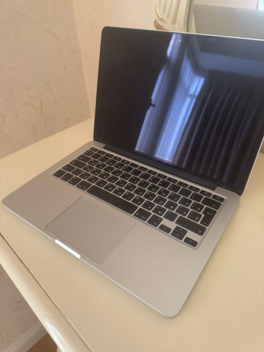 Macbook - Ноутбук