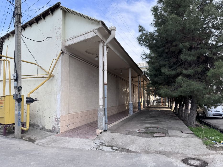 Uy sotiladi 6.5 sotok uchastka 1-liniyada, 2chimboy ko’cha