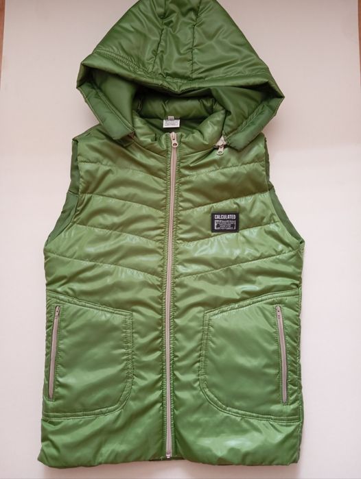 Дамски зелен елек