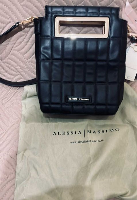 Alessia Massimo дамски аксесоари