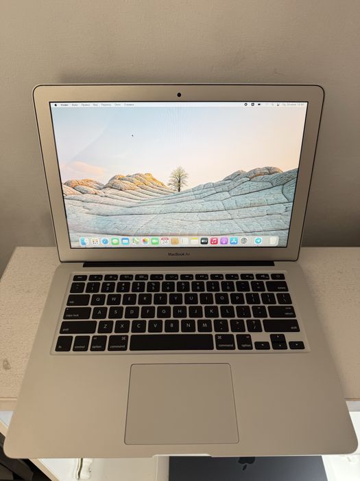 Macbook air /4/128
