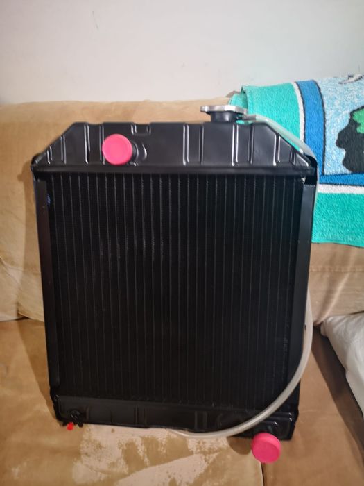 Radiator tractor ford 2000 3000 5000 preț 950 lei