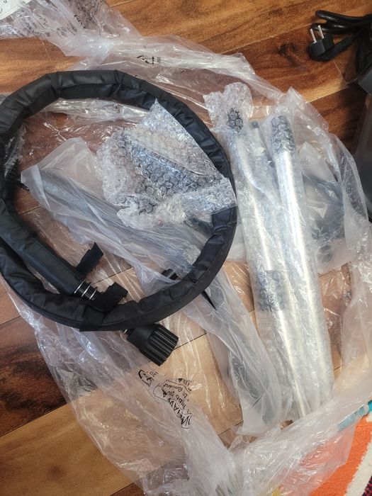 Aparat profesional de călcat și curățat haine